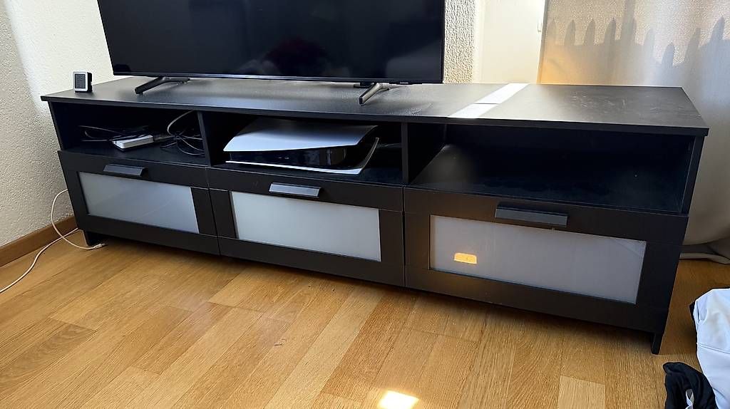 Mobili TV: Gratis TV Möbel – Usato da Bern venduto da remo1997 1