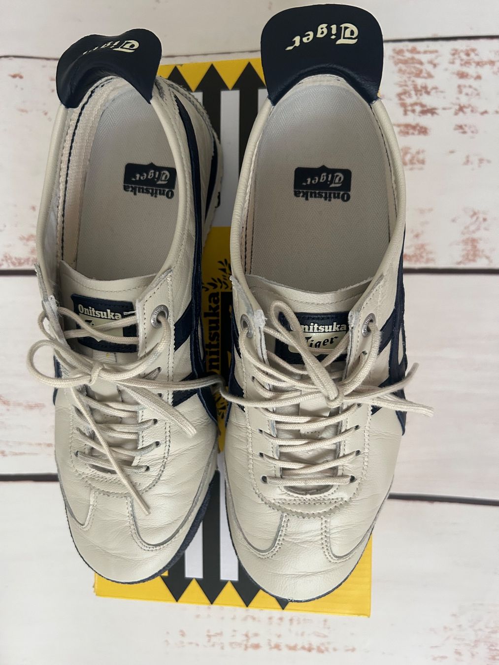 Socken: Onitsuka Tiger Mexico 66 size 38 EU – Gebraucht aus Zürich von Ferienan 3