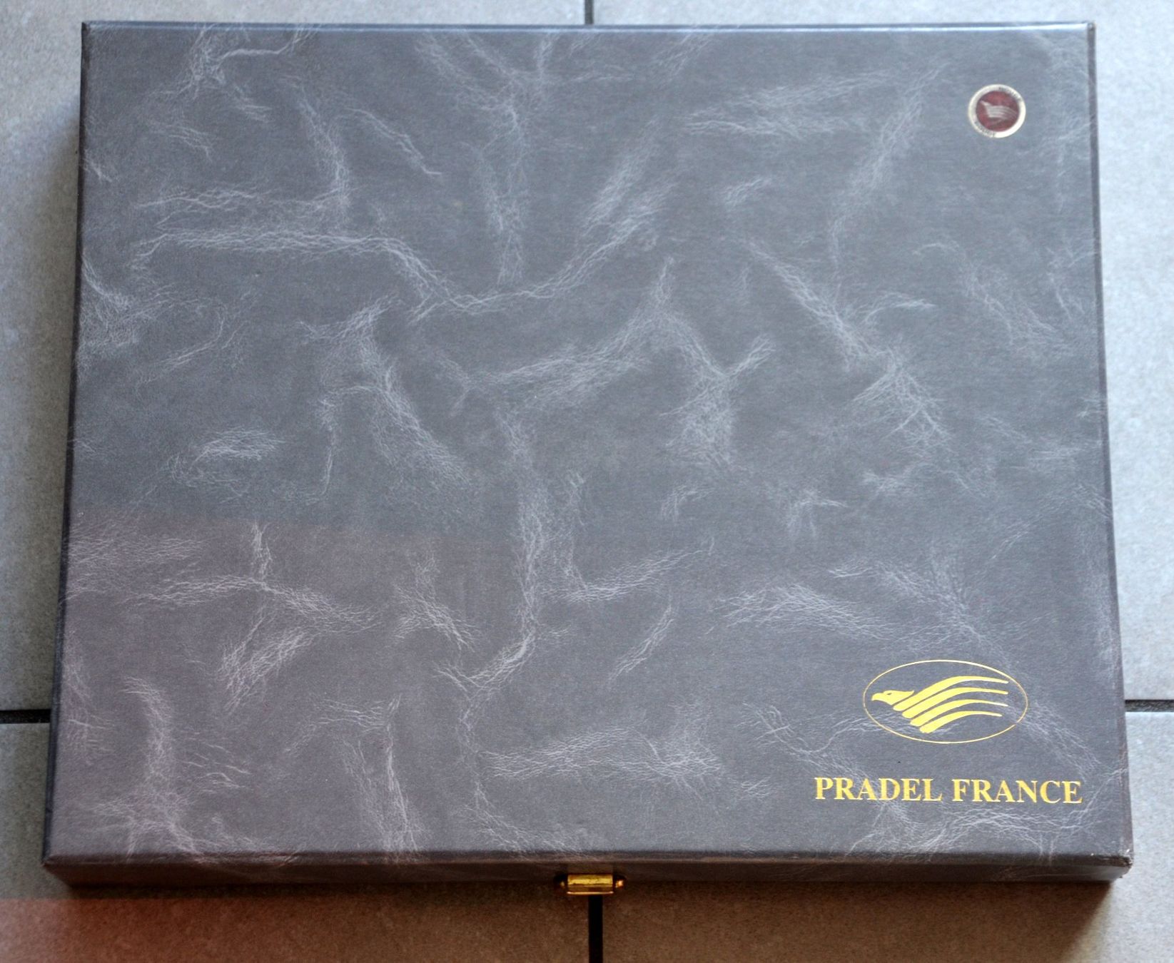 Laguiole Set di posate: Laguiole Pradel - Besteck / couverts -  service de table – Usato da Collonges venduto da arashee 3