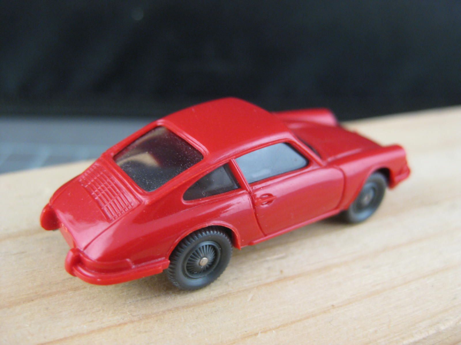 Modellini di ferrovie: Wiking Porsche 911, rot – Usato da Malters venduto da Marosko 1