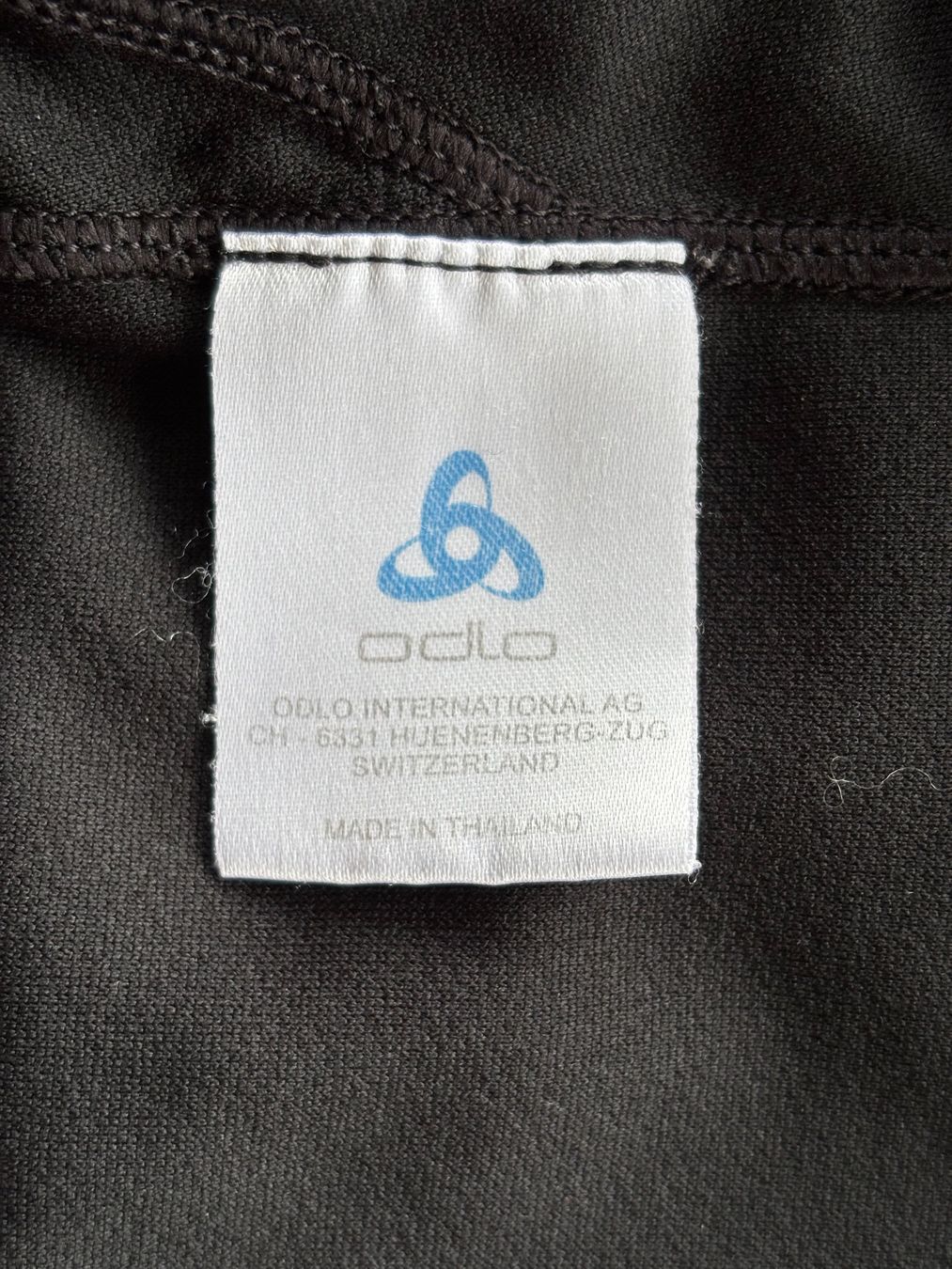 Odlo T-shirt: Odlo Active F-Dry Light Shirt, Grösse S – Usato da Ebnat-Kappel venduto da Molton 4