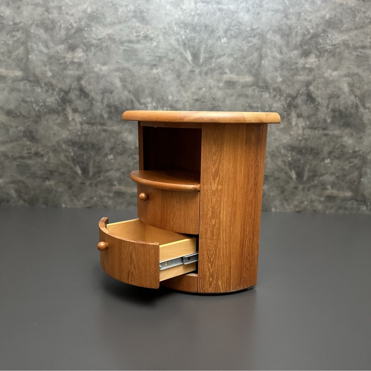Comodini: Dänischer Teak Nachttisch Silkeborg Teak Kommode Vintage – Usato da Elsau venduto da Teak_Vintage 4