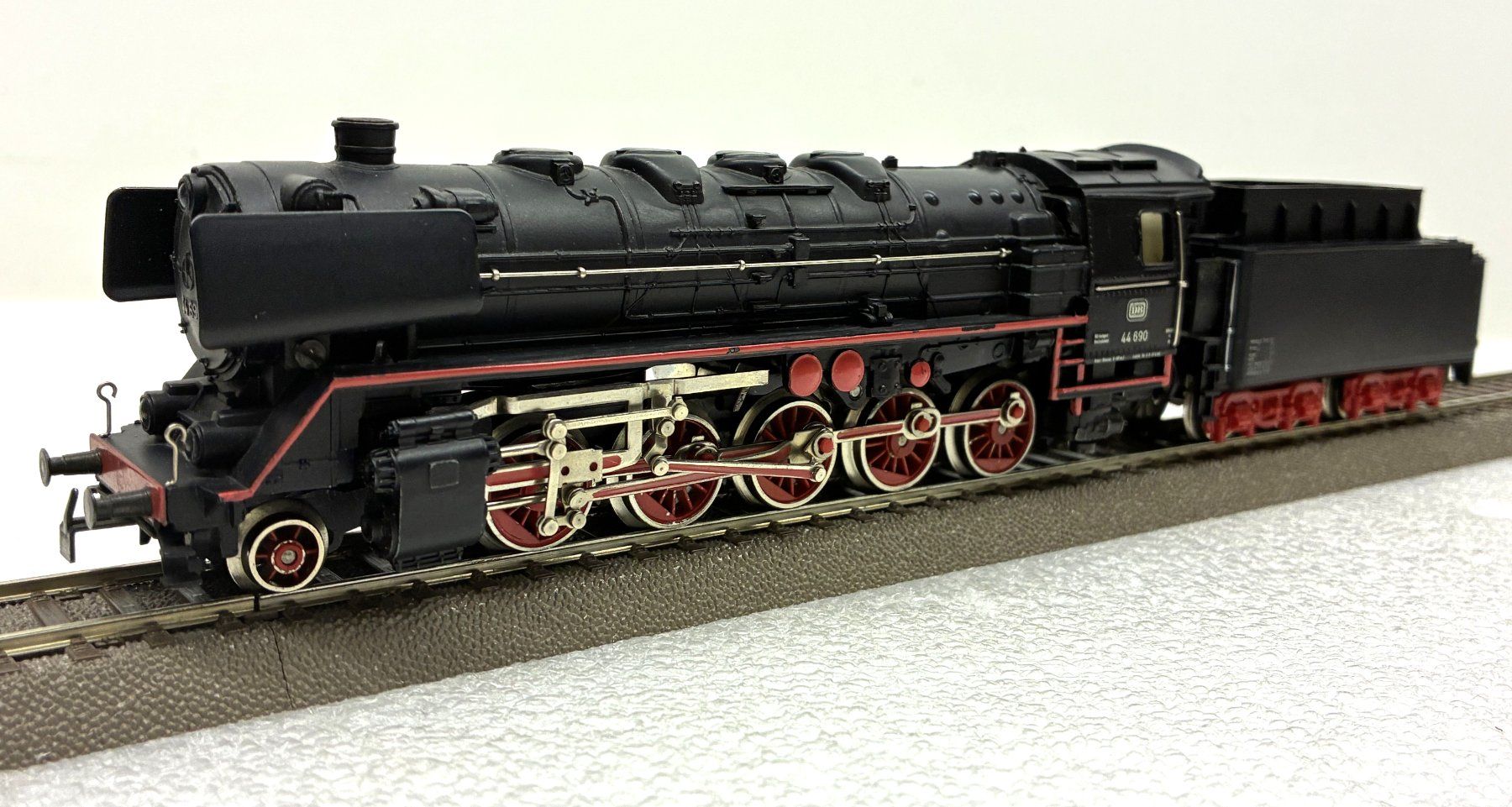 märklin 8347 Hamo= Dampflok BR 44 690 Witte - Vitrinenmodell (Neu ...