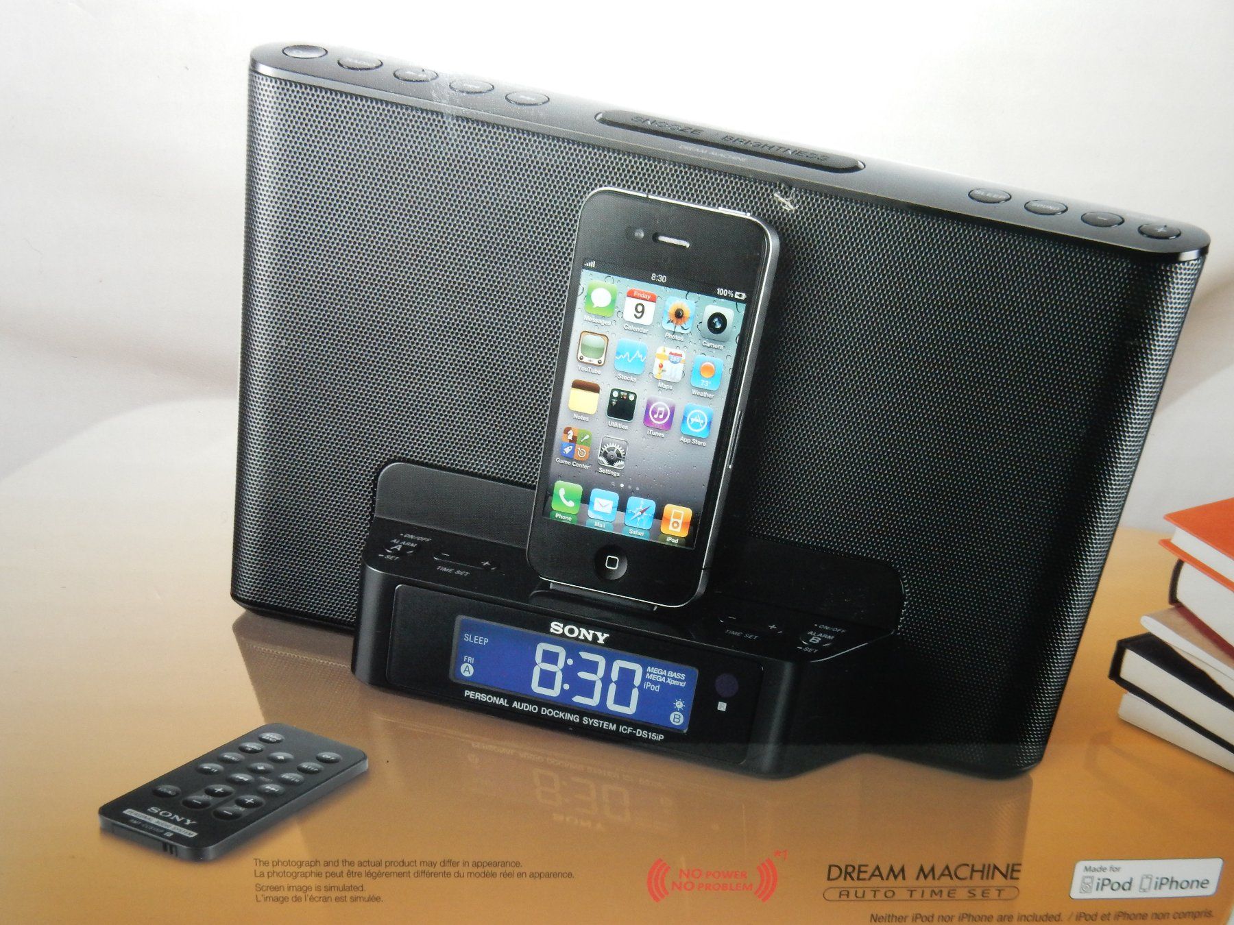 Docking station: **SONY ICF-DS15iP Radiowecker iPod/iPhone Docking Station** – Usato da Zürich venduto da Holzbolzen 8