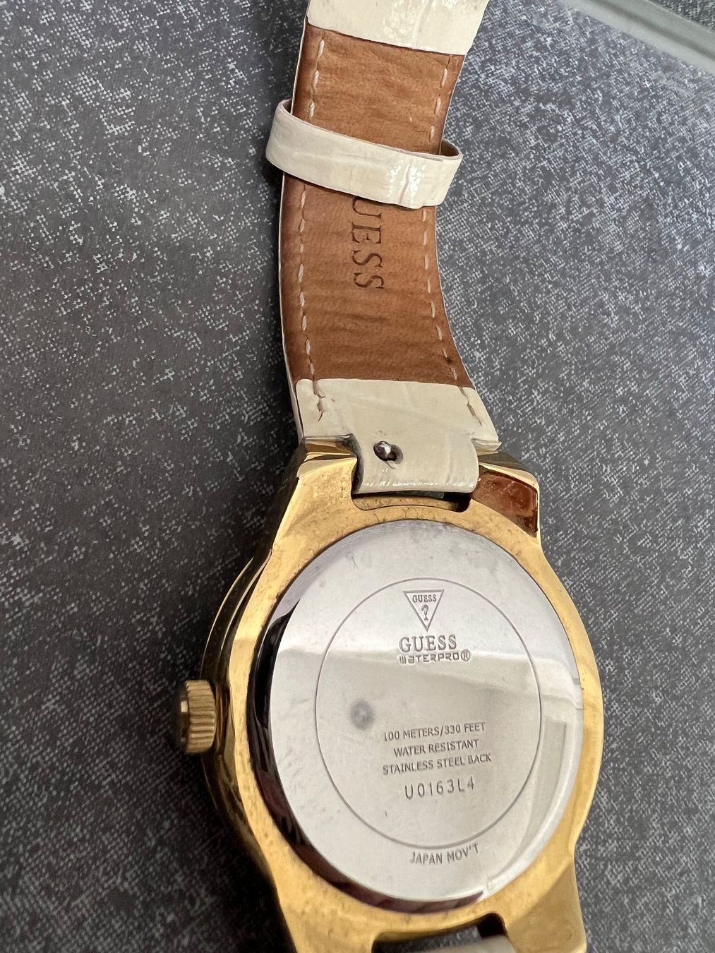 Guess Orologi: Goldige Guess Uhr – Usato da Wettswil venduto da alstel24 3