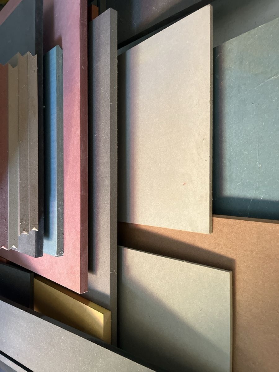 Piatti di portata: farbige mdf platten ca. 30m2 – Nuovo (secondo la descrizione) da Winterthur venduto da Pulator 2