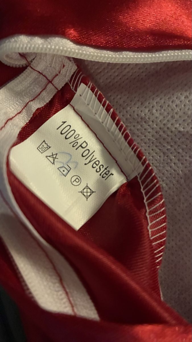 Kissen: Kissenhülle rot 100% Polyester Smocking Technik 40x40cm, neu – Neu (gemäss Beschreibung) aus Oberrüti von Jomaru 2