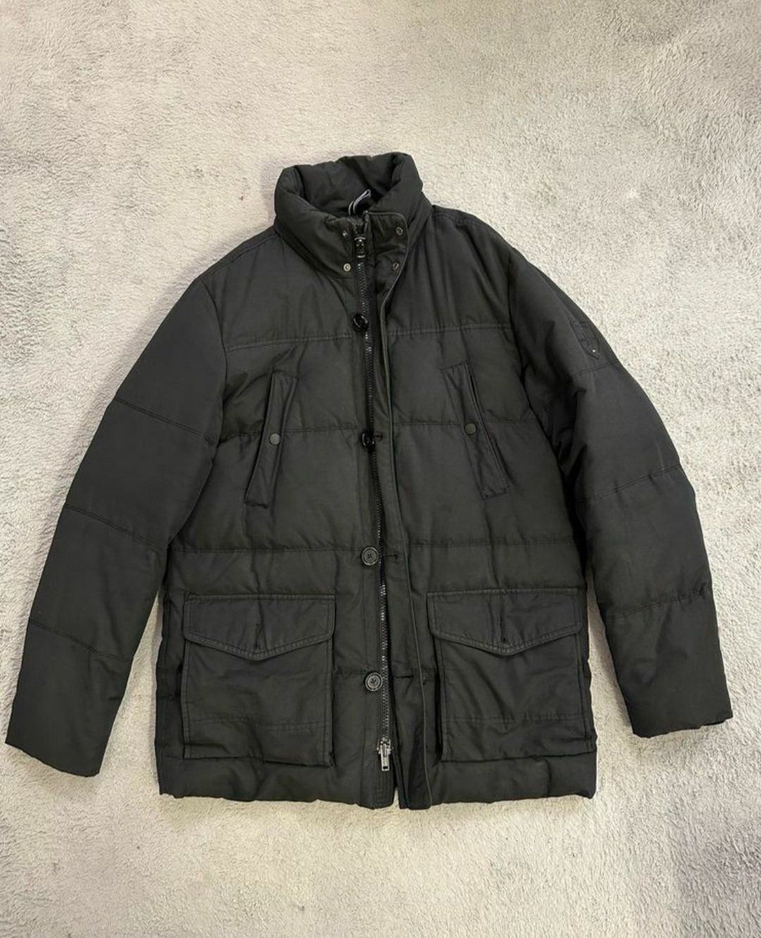 Tommy Hilfiger Giacche: Tommy Hilfiger Parka Daunen Schwarz – Usato da Sutz venduto da Ms22