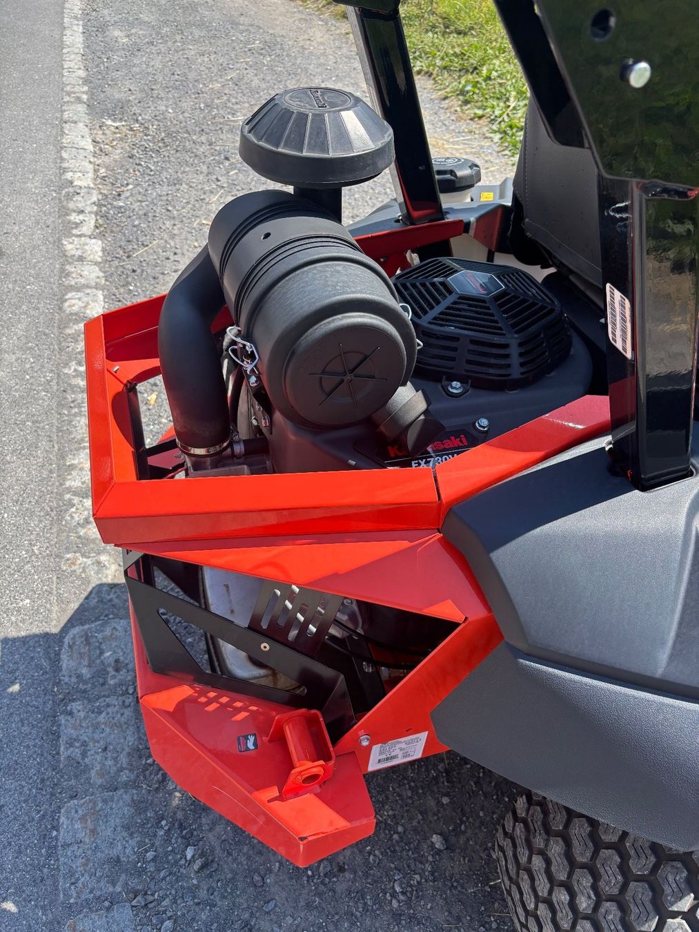 Rasenmäher: Zero Turn Mäher Ariens Zenith 60 – Neu (gemäss Beschreibung) aus Meiringen von LMMLandmaschinenGmbH 5