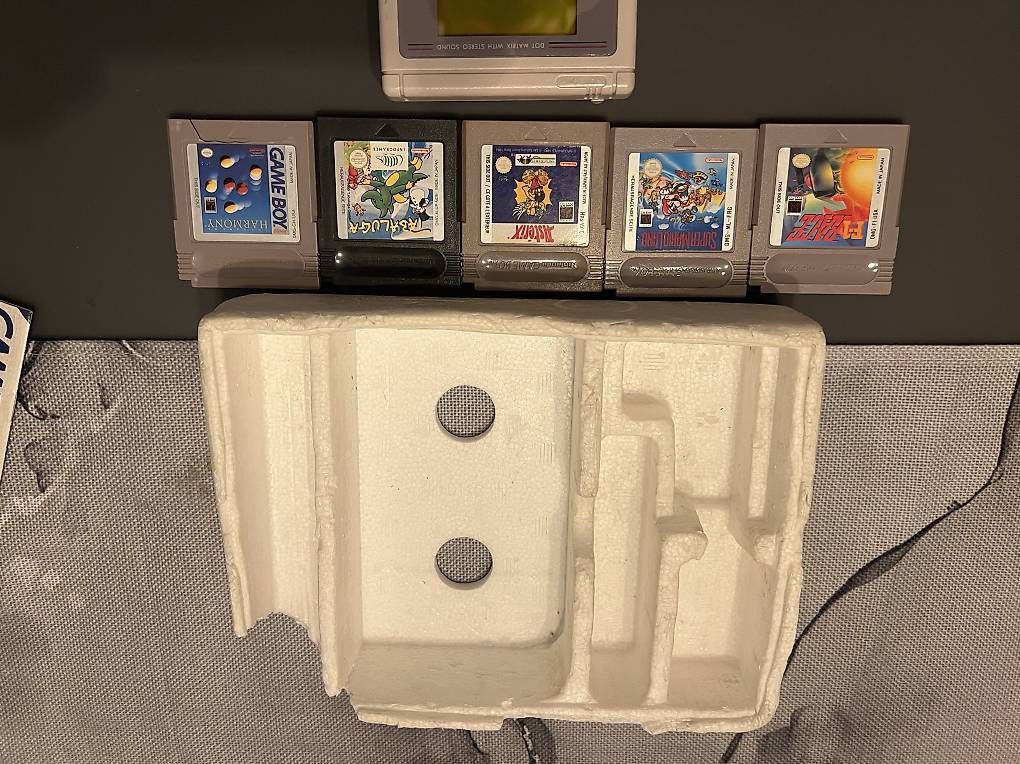 Nintendo Console: Nintendo Gameboy DMG Set – Usato da Adlikon b. Regensdorf venduto da Retro-Reto 3
