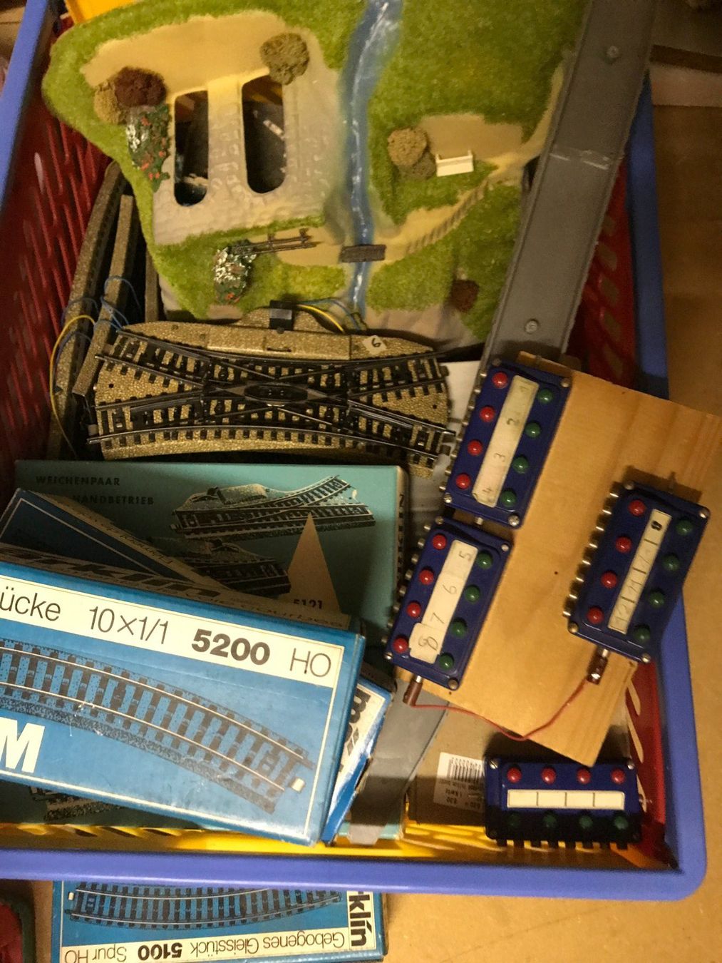 Märklin Modellini di ferrovie: Märklin Eisenbahn – Usato da Sedrun venduto da KUZA1 1