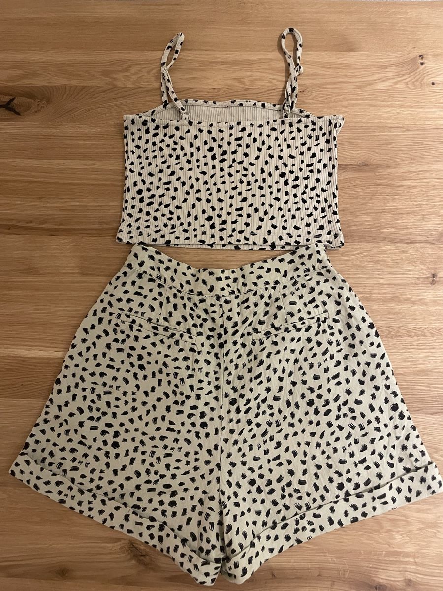 Lotti di vestiti: Sommer Set, Top und Shorts – Usato da Chur venduto da buc_6tcp 1