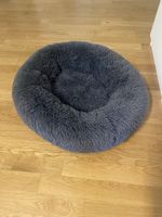 Weiches Hunde-/Katzenbett, grau, ideal für den Winter