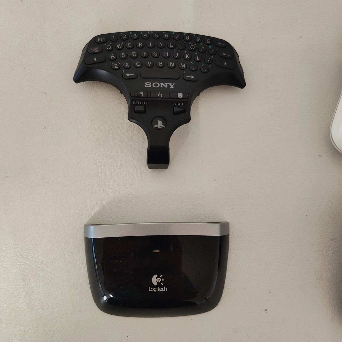 Controller: 2 Stück PS3 Controller mit Zubehör – Usato da Reinach BL venduto da all_sk2n 2
