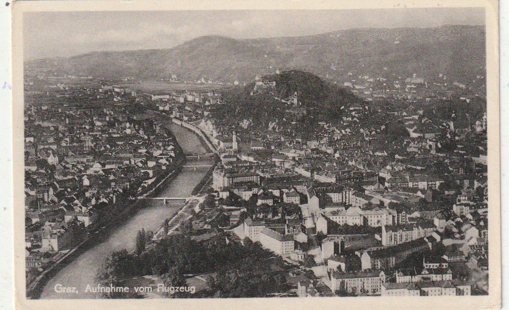 Cartoline postali: Graz Flugaufnahme – Usato da Lumbrein venduto da made02