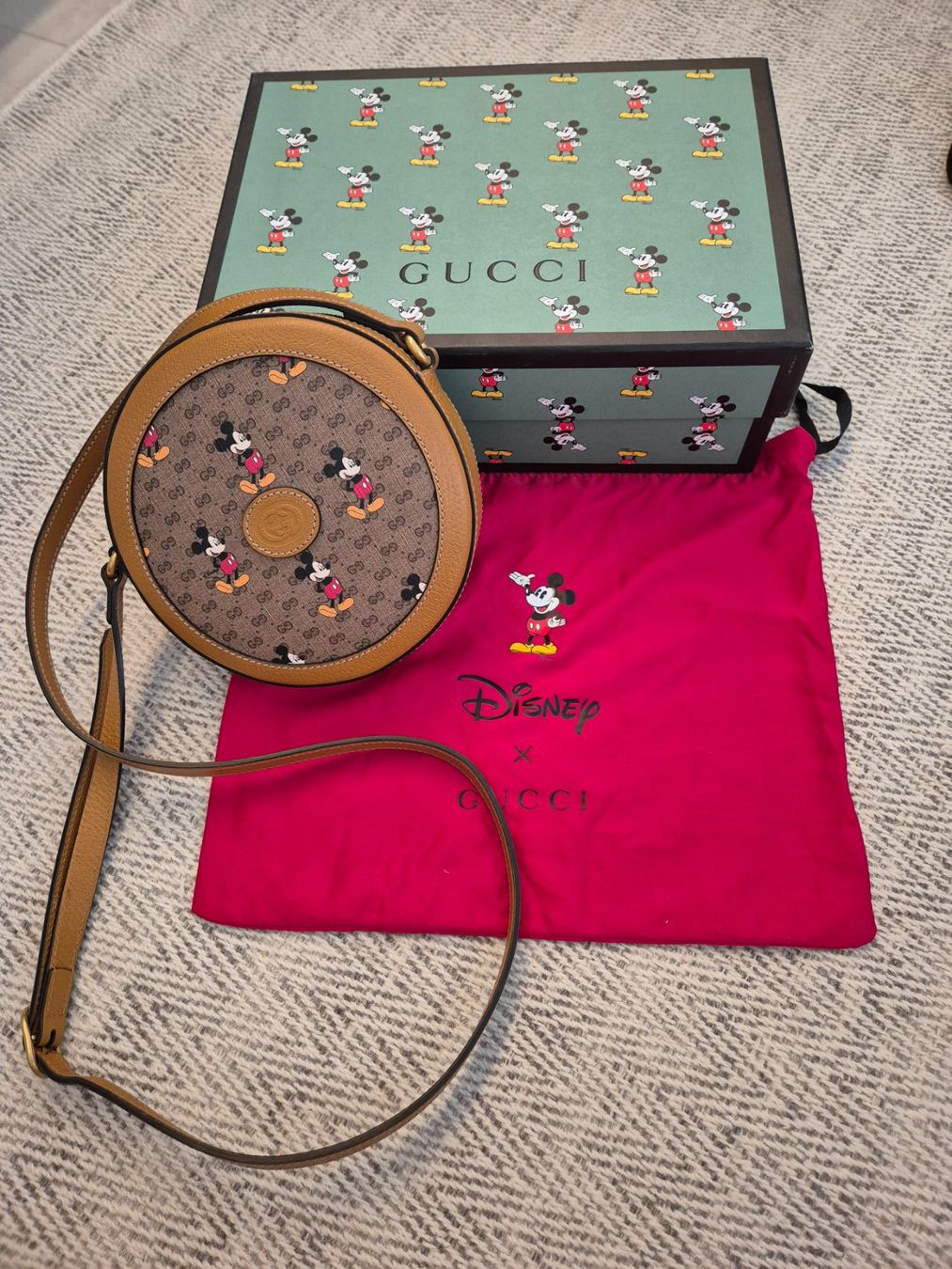 Gucci Taschen für Damen: GUCCI Umhängetasche, Full Set – Neu (gemäss Beschreibung) aus Reiden von MarinaSB 1