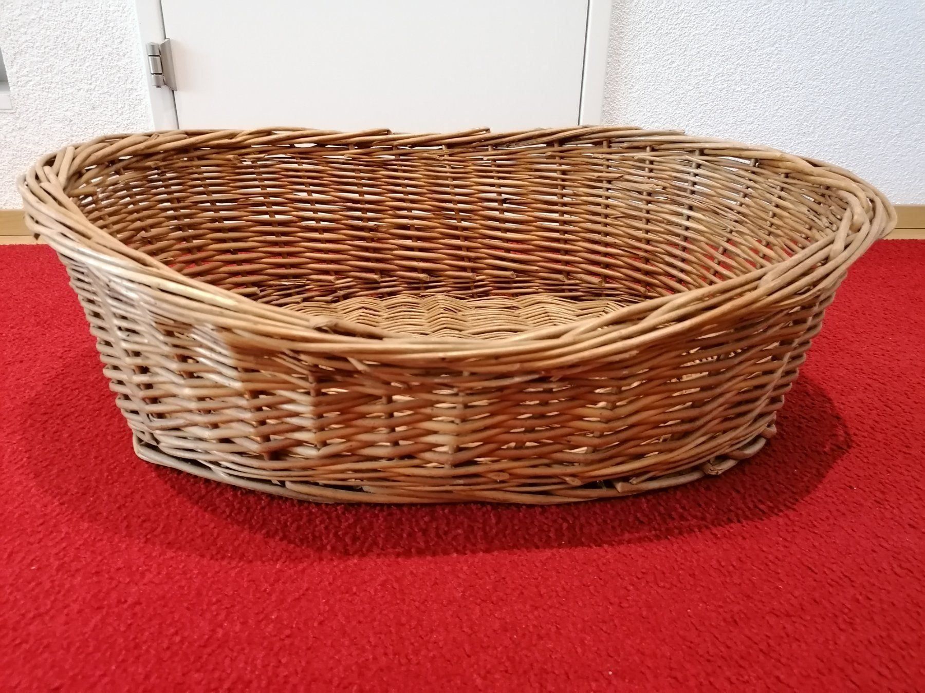 Liege- & Schlafplätze: Hunde Korb – Gebraucht aus Muri AG von goodmood17