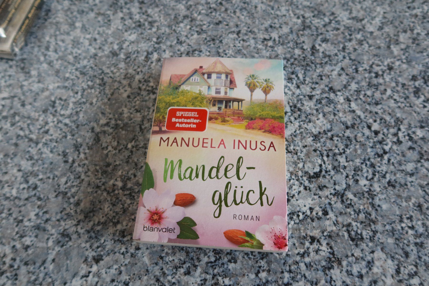 Libri: Mandelglück Manuela Inusa – Usato da Täuffelen venduto da Cindybussy