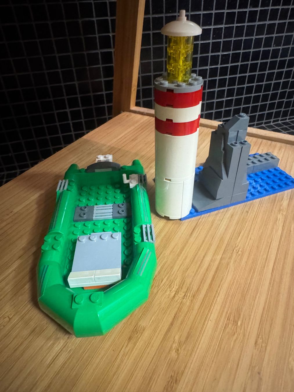 Lego Giocattoli: Lego Boot + Leuchtturm – Usato da Stettlen venduto da t.rentsch 2