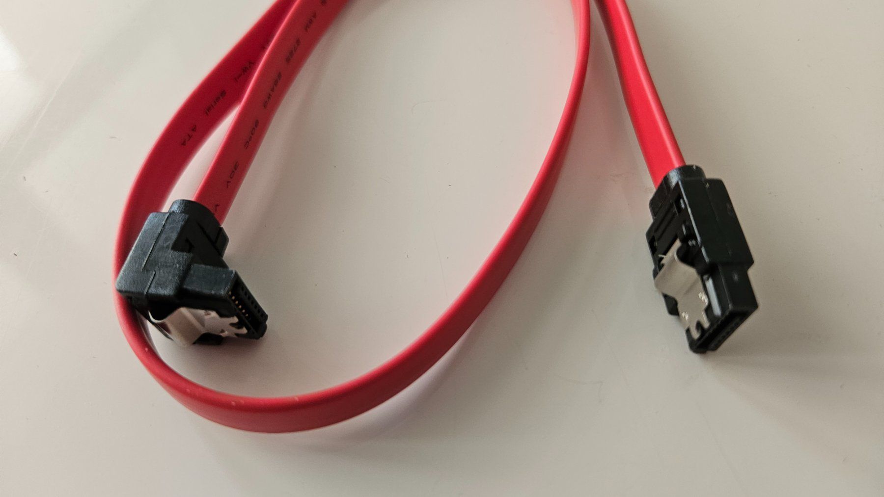 Kabel: Set 4x & 7x SATA Rot Rouge equip – Neu und originalverpackt aus Lausanne von FamilleCool 1