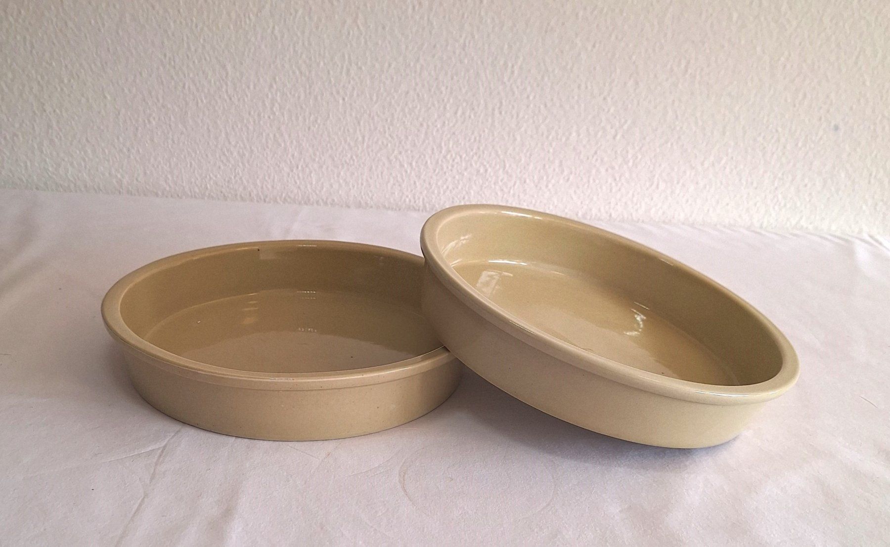 Sottobicchieri: 2 Keramik Blumenuntersetzer 26 cm sandfarben – Nuovo (secondo la descrizione) da Bergdietikon venduto da Zozo 2
