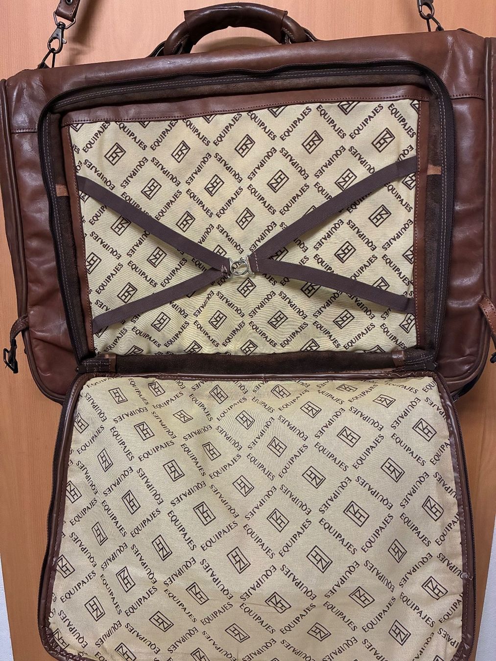 Vera Pelle Taschen: Borsa porta abiti in pelle – Neu (gemäss Beschreibung) aus Savosa von Fransis 2