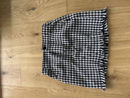Zara Minirock schwarz/weiss, Grösse S, Top Zustand!