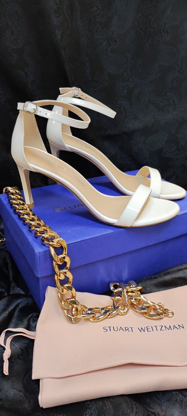 Stuart Weitzman Chaussures femmes: Stuart Weitzmann 39 Sandalen Neue – Neuf avec emballage d'origine à Rüfenach AG par Nanisa777