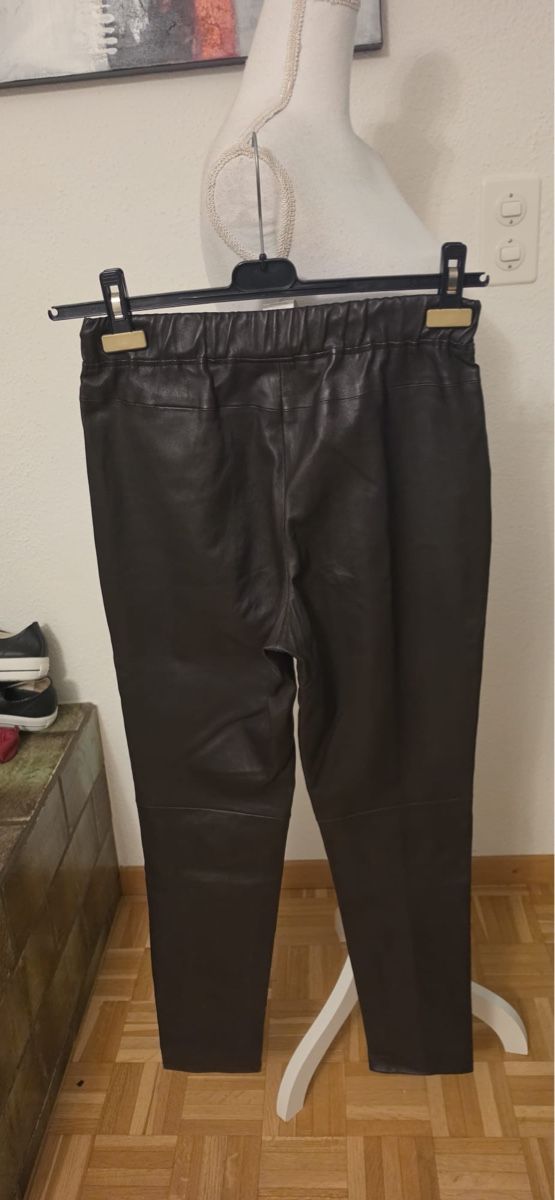 Pantaloni: Ventcouvert Lederhose braun Grösse 40 – Usato da St. Gallen venduto da mania03 2