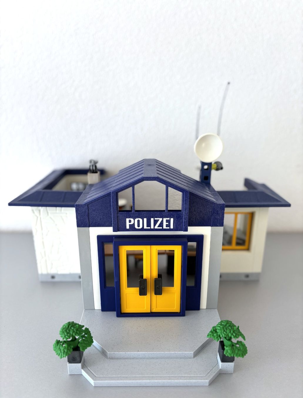 Playmobil Giocattoli: Playmobil set Polizeistation Vintage Polizei – Usato da Holzhäusern ZG venduto da paula_w 4