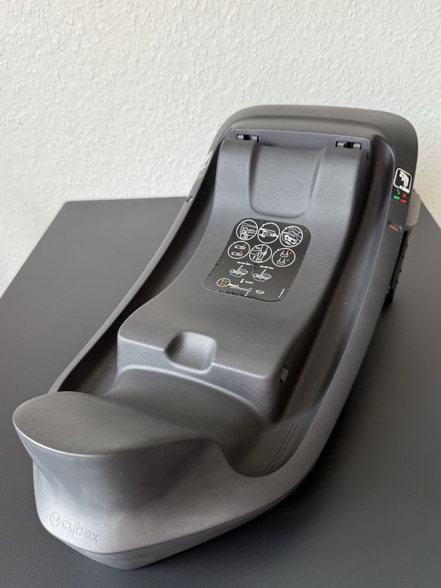 Cybex Sièges auto: Siège auto Cybex Aton B2 i-Size + Base One – D'occasion à Genève par midionze 6