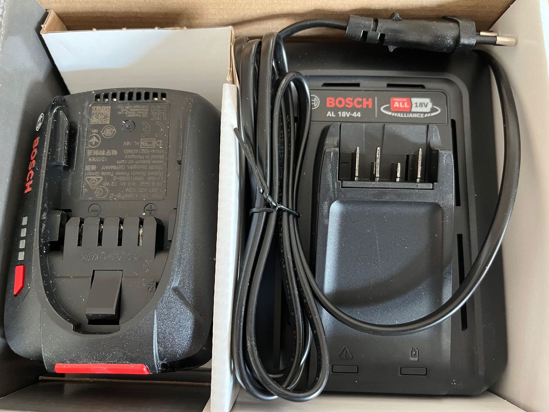 Bosch Akkus & Batterien: Bosch Starter Set 18V 4.0Ah Akku + Ladegerät – Gebraucht aus Thundorf von popeye03 3