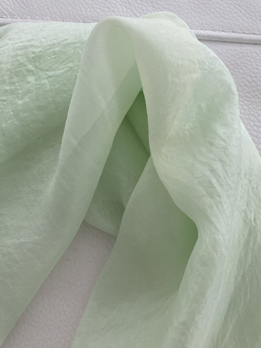 Foulards, Tücher & Schals: Seiden Foulard 🌸 – Gebraucht aus Opfikon von Luis144 5