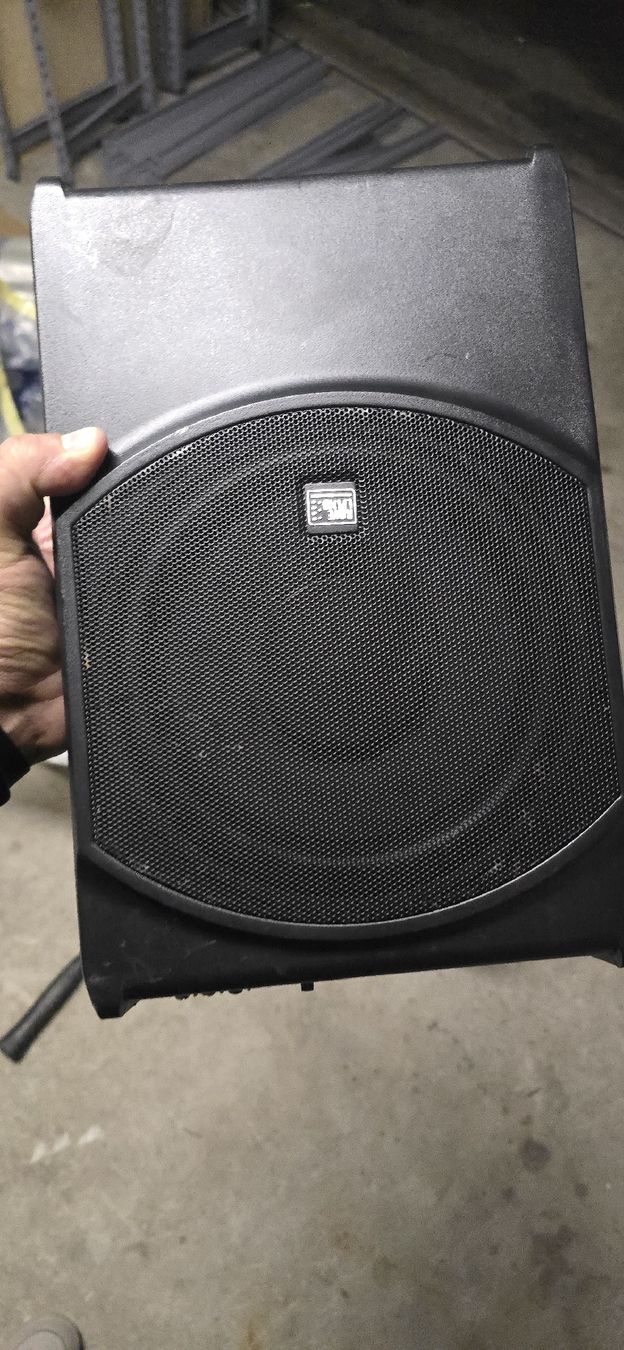 Lautsprecher: Aktive Subowoofer – Gebraucht aus Dübendorf von emiremco