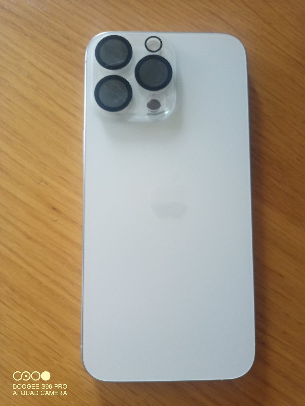 Apple Telefoni cellulari / Smartphones: iPhone 15 Pro Max Weiß – Usato da St. Margrethen SG venduto da gaw_6zhh 1