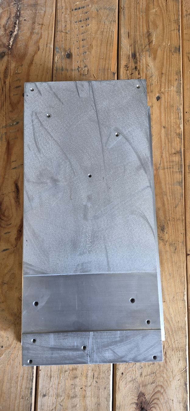 Componenti elettronici: Aluminium Kühlkörper,  4.2Kilogramm – Usato da Buttisholz venduto da REX001 5
