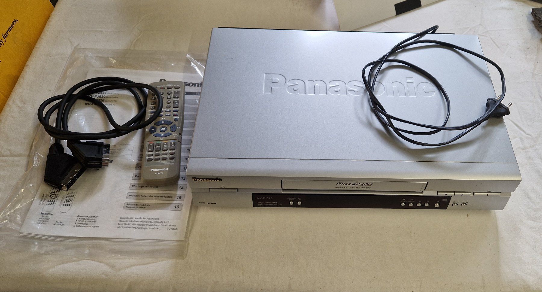 Panasonic Aufnahmegeräte: VHS PANASONIC VIDEO REKORDER – Gebraucht aus Bilten von Mic2022
