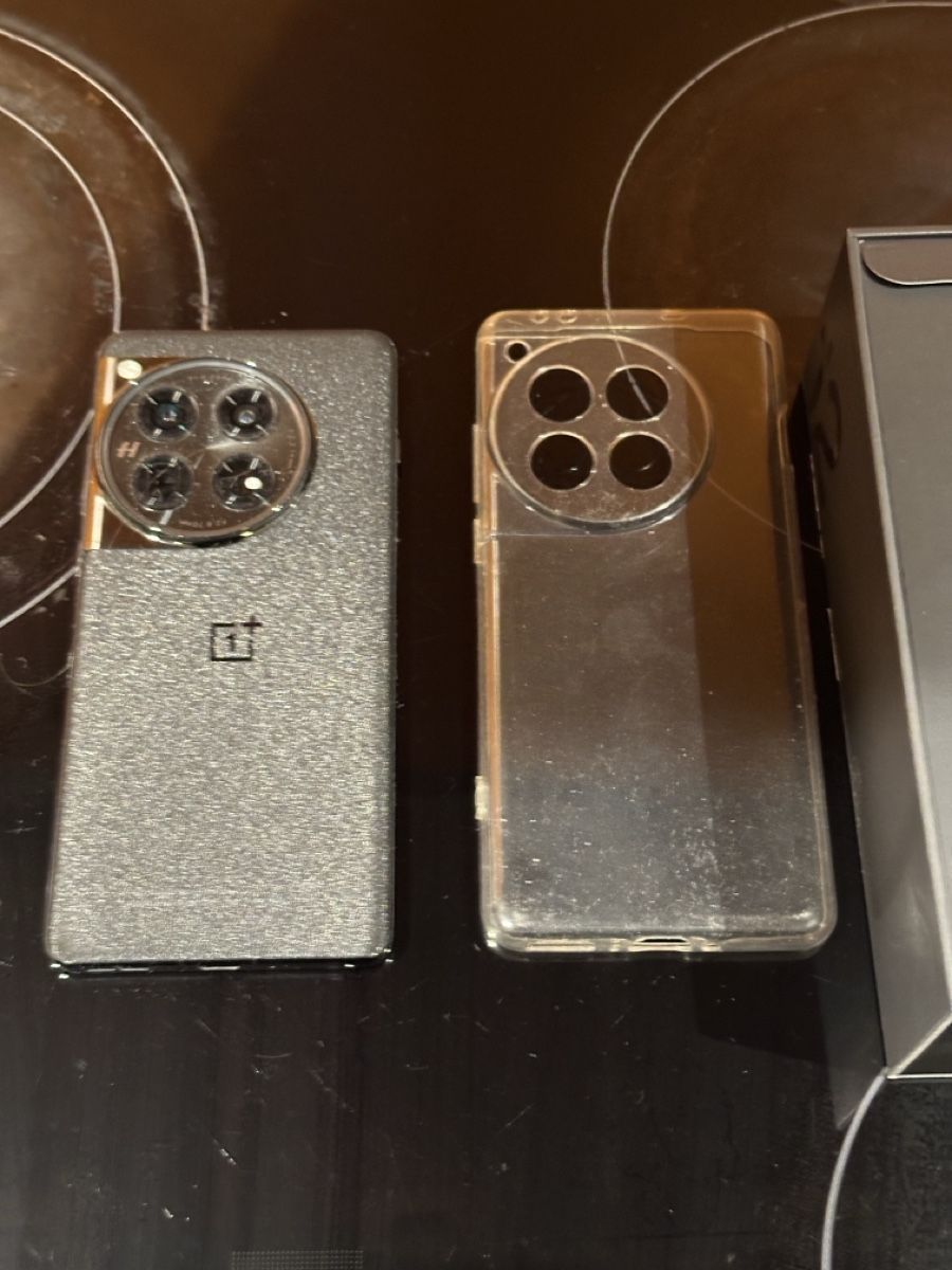 OnePlus Telefoni cellulari / Smartphones: oneplus 12 – Usato da Langwies venduto da nik_c2pk 2