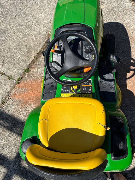 John Deere X304 Rasentraktor inkl. Anhänger Kaufen auf Ricardo