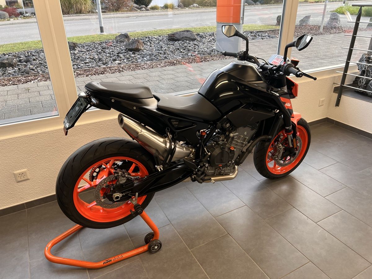 Strasse: KTM Duke 890 GP – Neu und originalverpackt aus Möriken AG von Golf_89 4