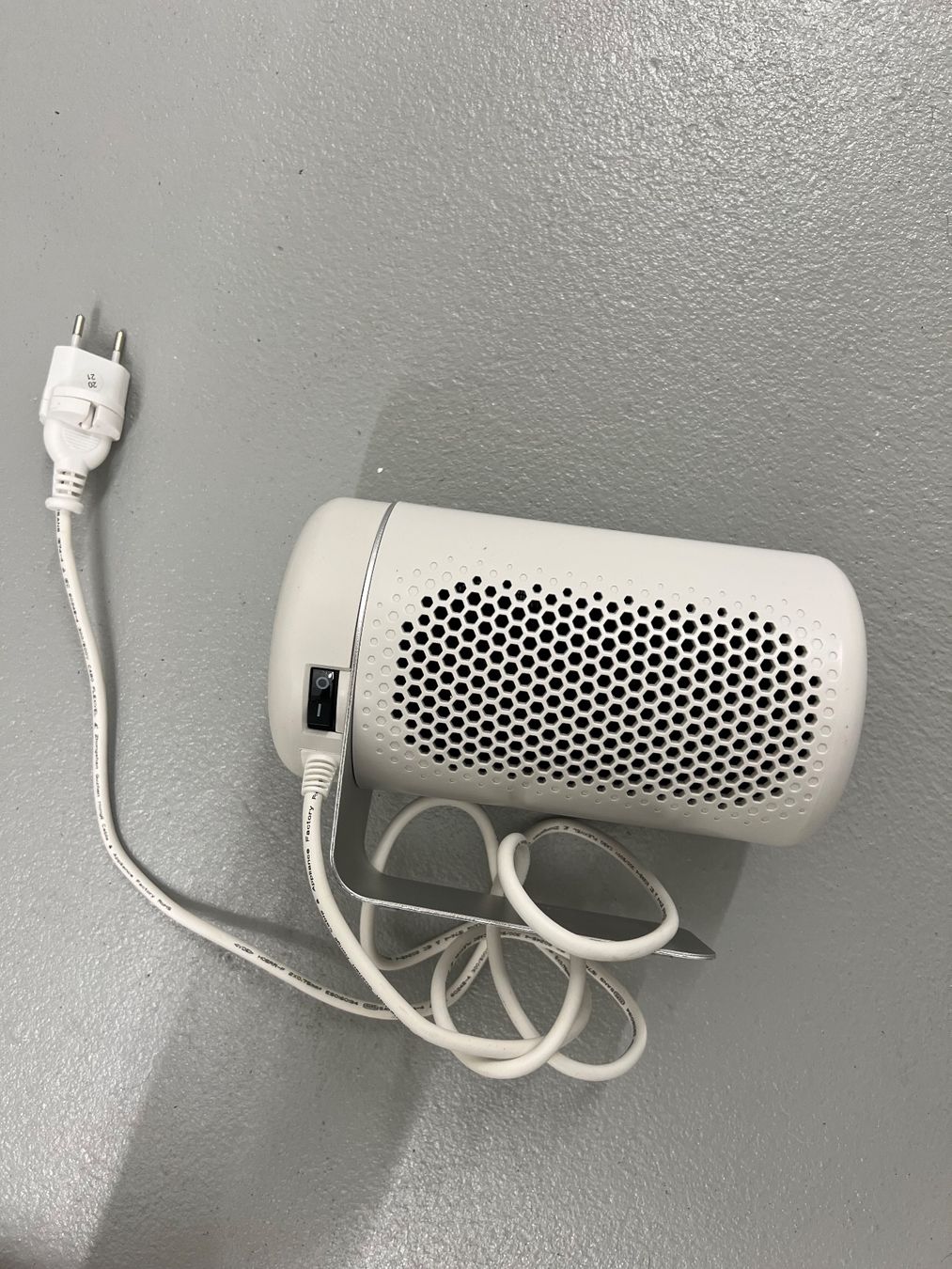 Radiatori: Mini/Baby Heater – Usato da Uitikon Waldegg venduto da sel_rs2d 1