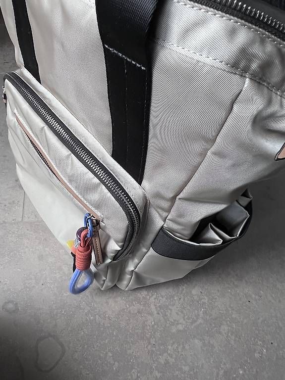 Zaini: Laptop Rucksack Beige – Usato da Zürich venduto da Andreiinha 2