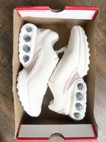 Nike Air Max DN Damen Sneaker Gr. 38 / 7.5 NEU