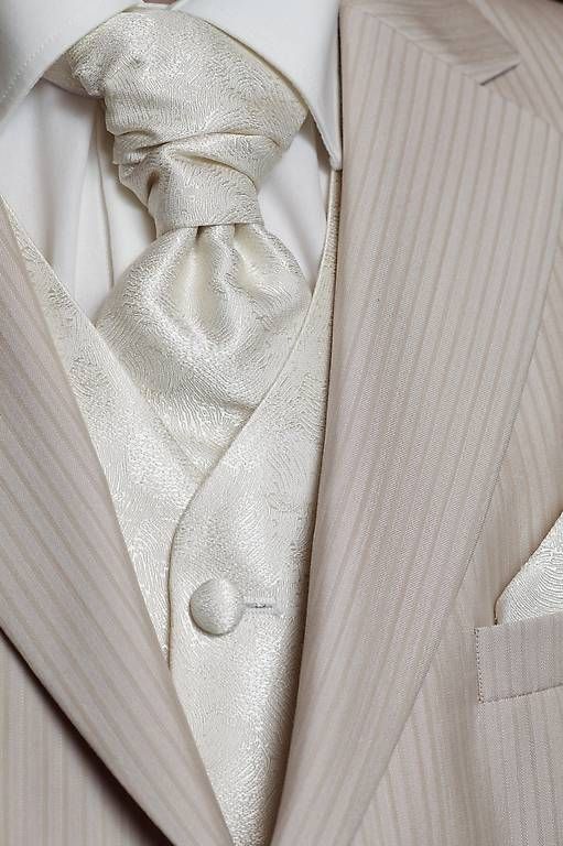 Sakko Costumes, combinaisons de sport et fonctionnelles: Hochzeitsanzug beige/hell Gr. 50 – D'occasion à Goldau par Chrieseli4 1