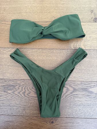 Olivgrüner Bikini, Grösse S Neu