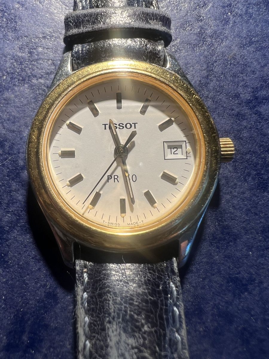 Tissot Montres: Tissot PR 50 – D'occasion à Laufen par groove60