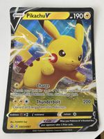 Pokémon Jumbo Karte- Pikachu V  - Selten!