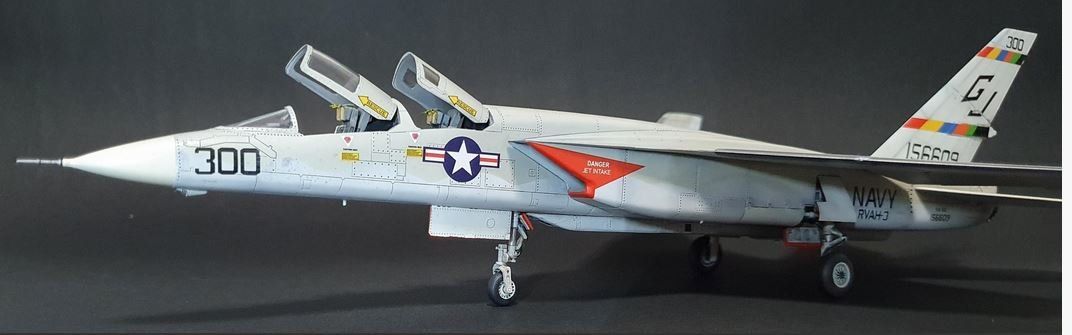 Kit di modellismo & Modellini statici: Trumpeter 01616 RA-5C Vigilante – Nuovo e nell'imballaggio originale da Schwadernau venduto da Blueray 1