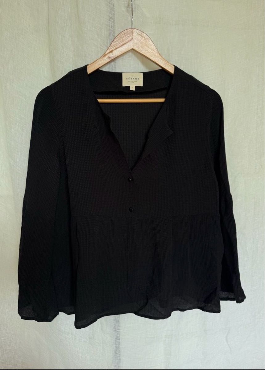 Sezane Camicette: Sezane black blouse – Usato da Zürich venduto da honeybunny91 2