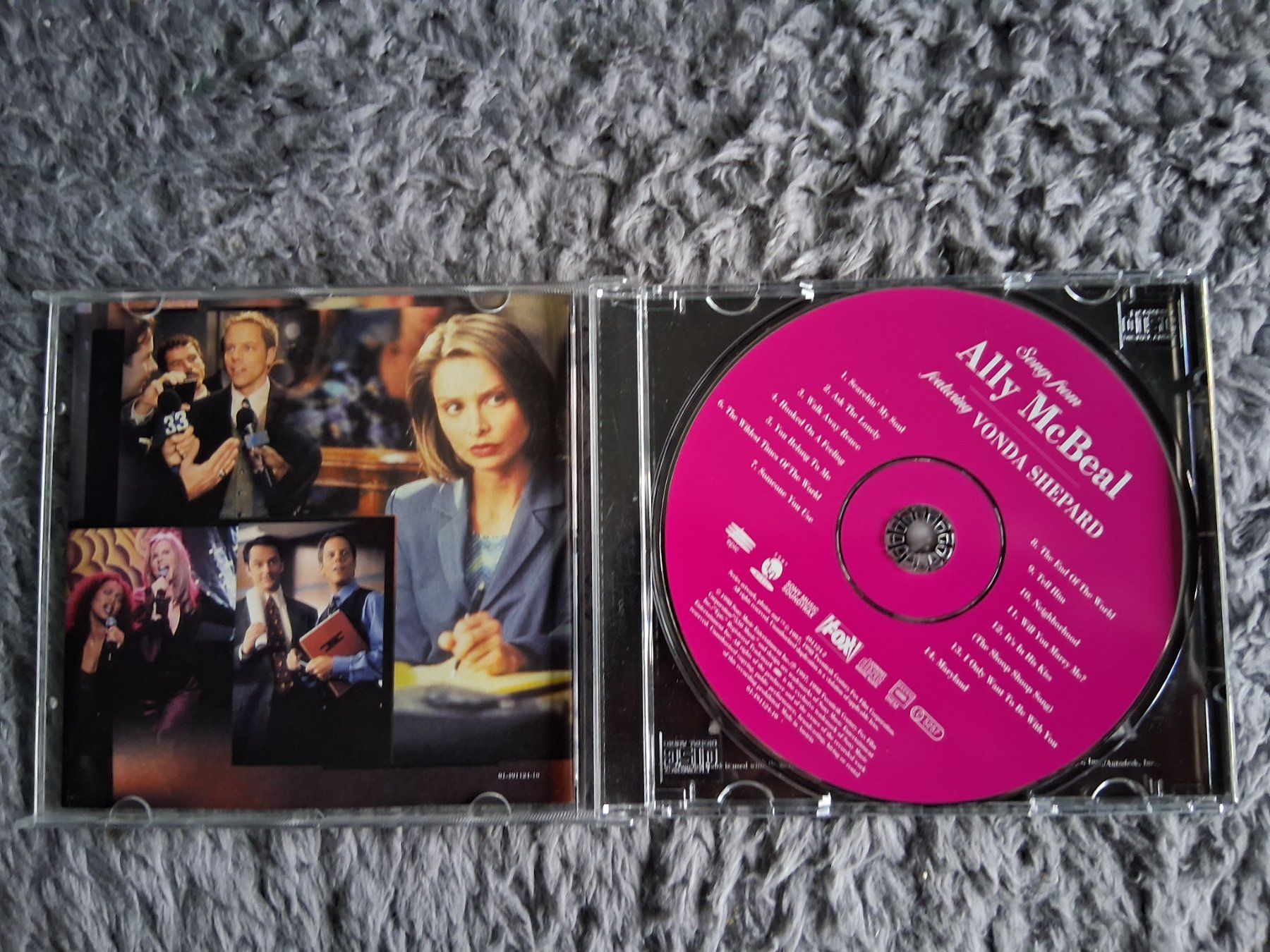 CD: ALLY MCBEAL  FEATURING  VONDA  SHEPARD   SOUNDTRACK   CD – Usato da Wetzikon ZH venduto da Ramones01 2